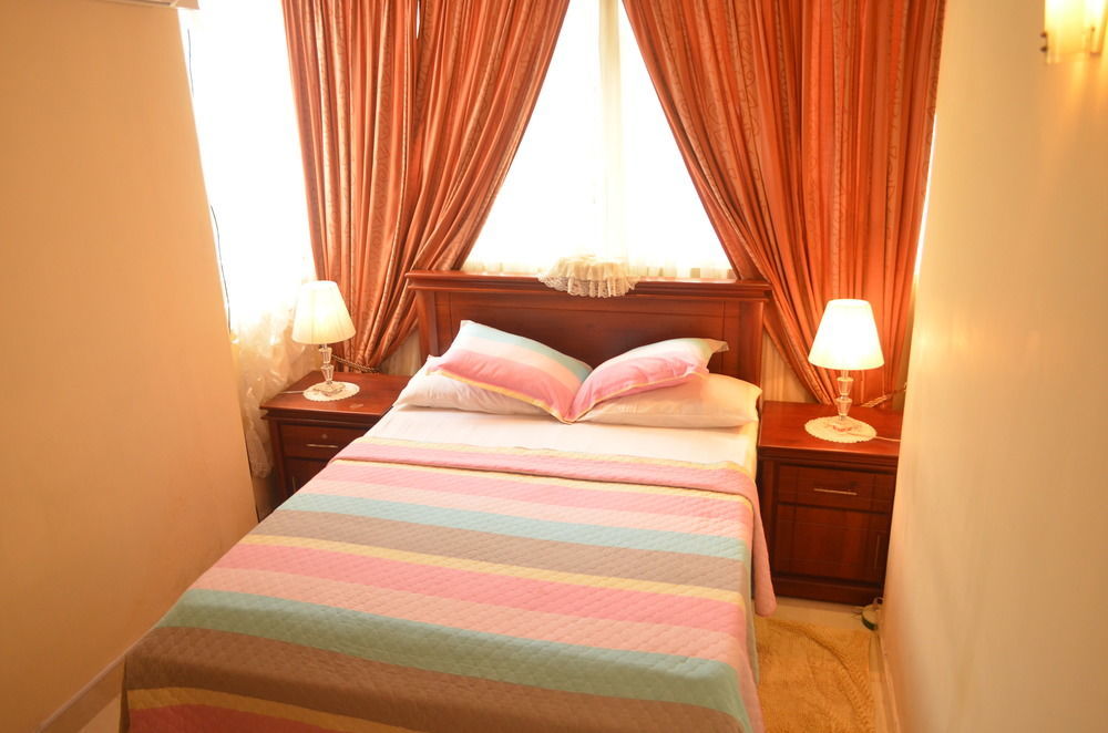 Frangipani Apartment Dehiwala-Mount Lavinia Bagian luar foto